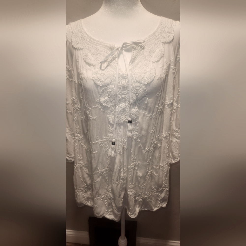 White cold shoulder blouse